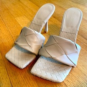 Square toe Mules Wax Color size 8